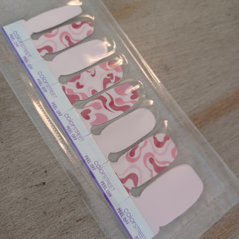 Color Street Nail Polish Strips - Hopeless Romantic - Picture 2 of 4